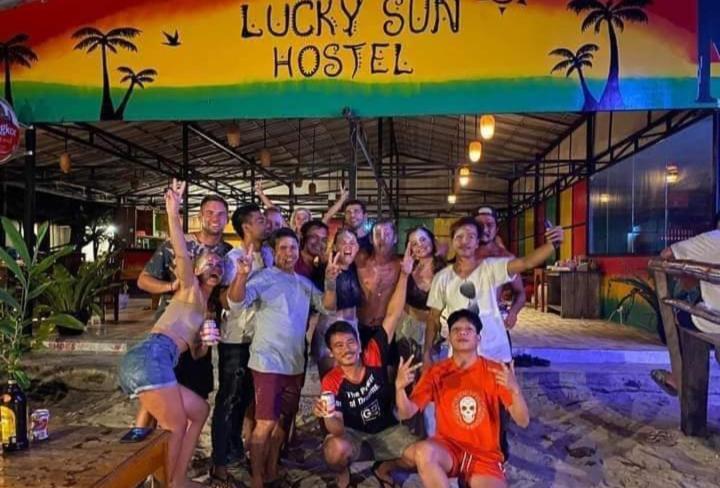 Lucky Sun Saracen Bay Hostel Koh Rong Sanloem Buitenkant foto